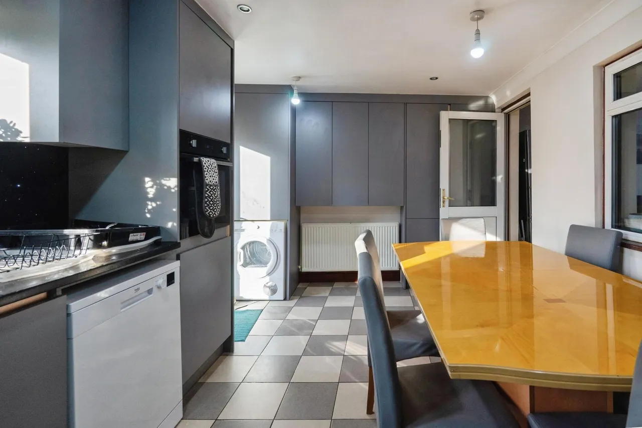 Tokyngton Avenue, Wembley, HA9, photo 4