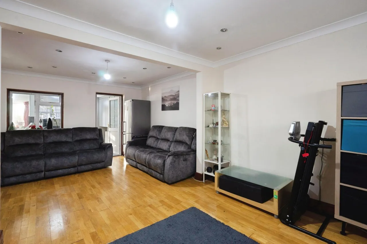 Tokyngton Avenue, Wembley, HA9, photo 7