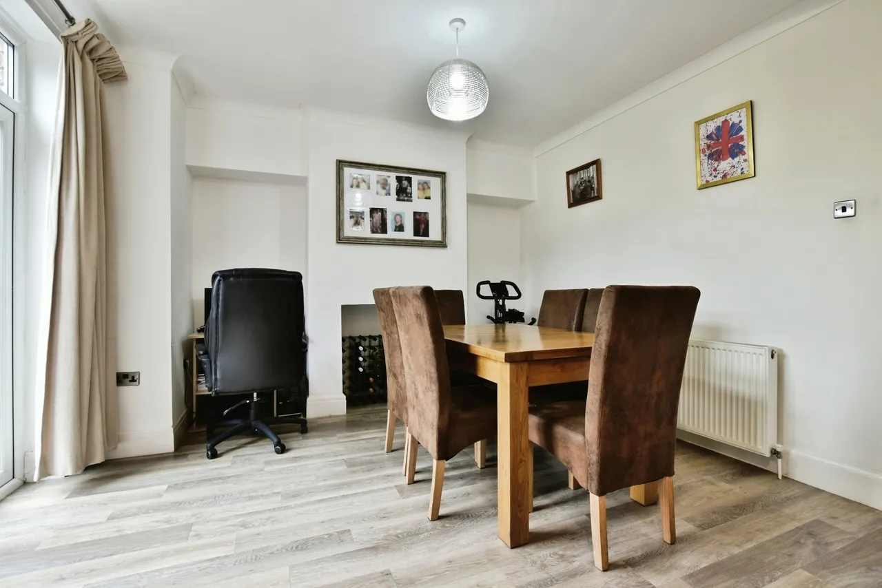 Neville Street, Stockport, SK7, photo 7