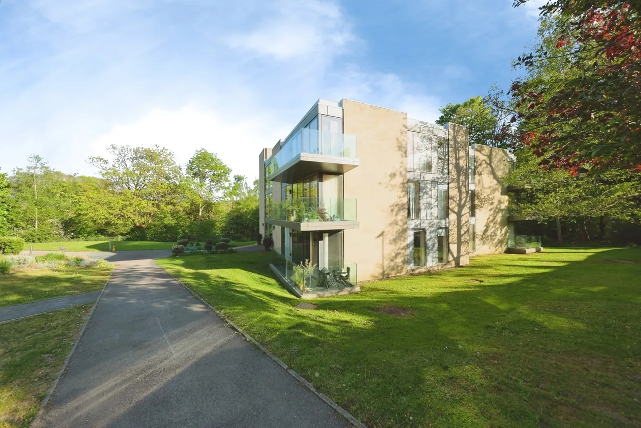 Riverdale Road, Sheffield, South Yorkshire, S10, photo 26