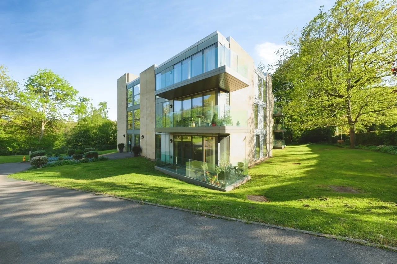 Riverdale Road, Sheffield, South Yorkshire, S10, photo 2