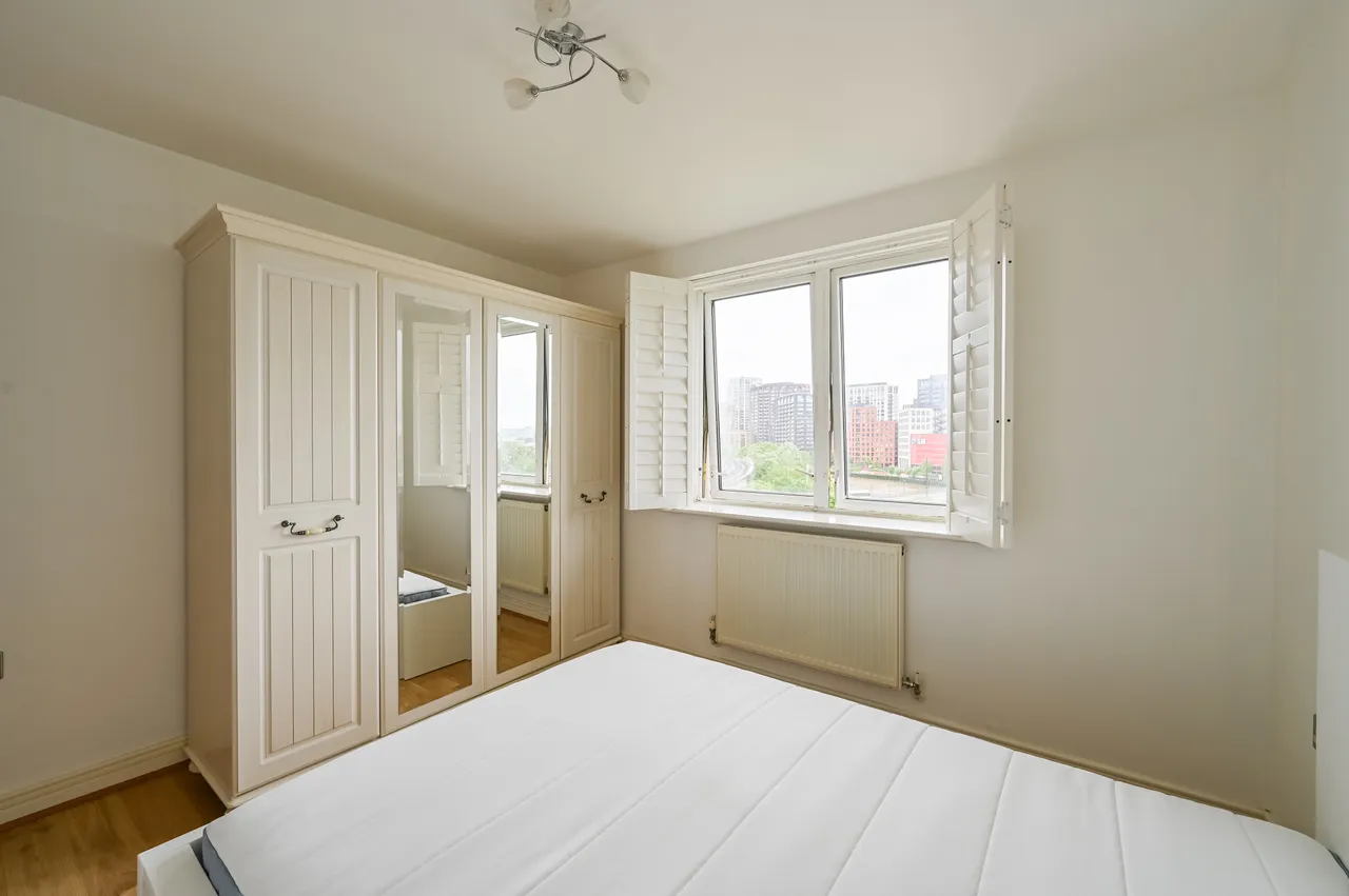 London, E14, photo 7
