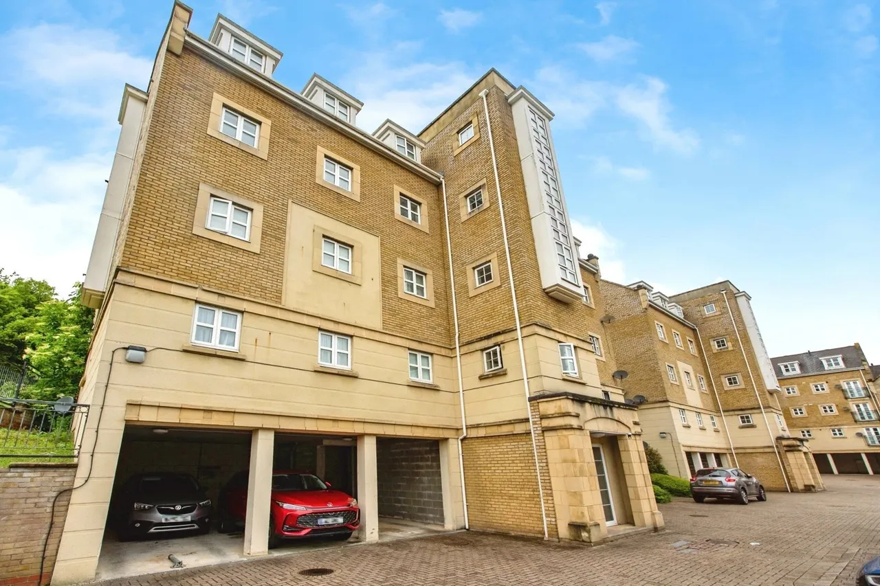 Sandpiper Close, Greenhithe, DA9, photo 5