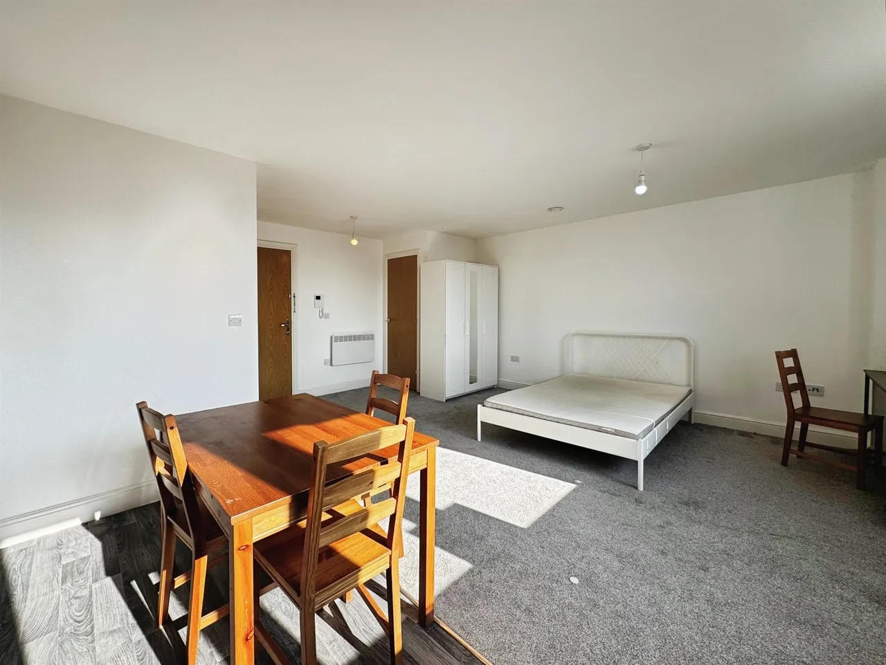 Fleming Way, Swindon, SN1, photo 5