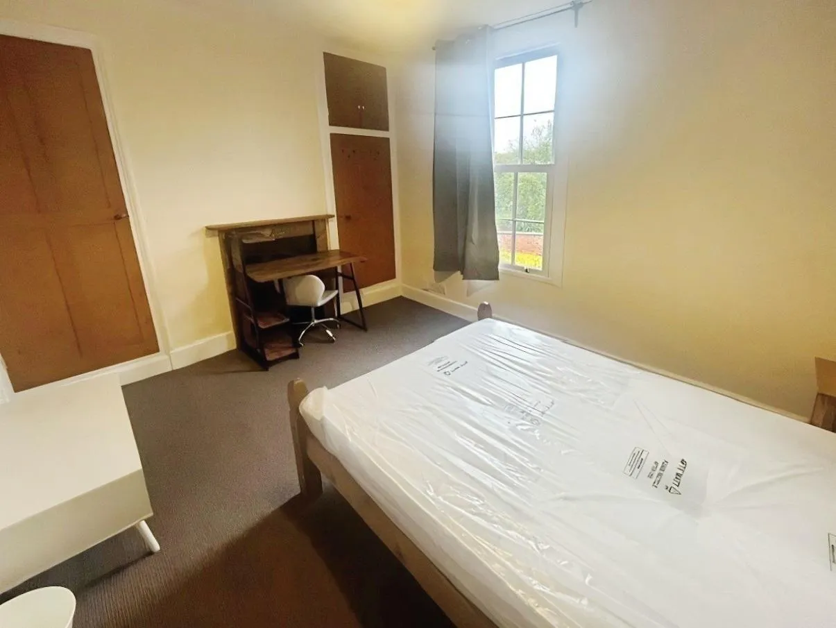 Cromwell Street, Radford Nottingham, NG7, photo 6