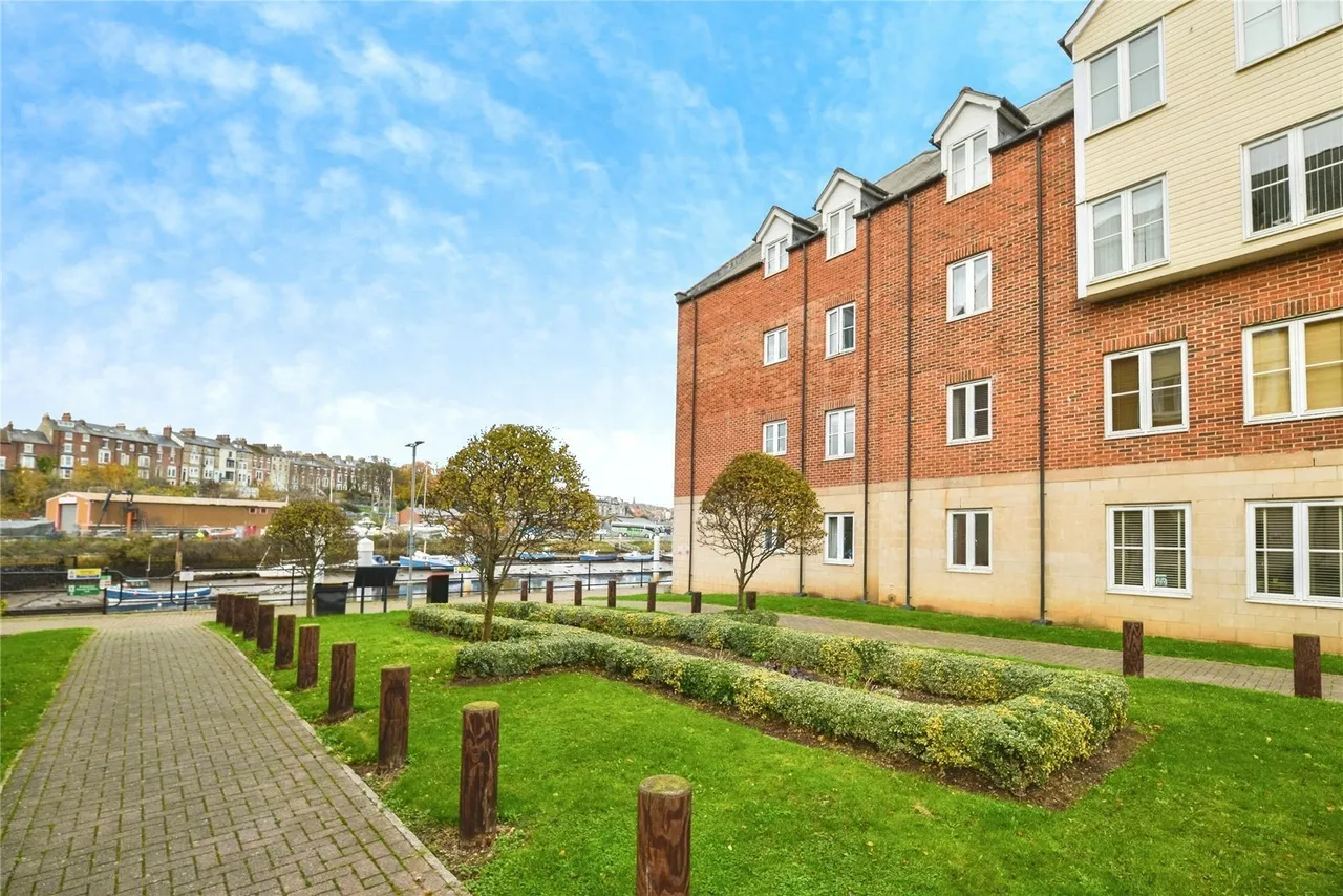 2 bed flat for sale — Whitehall Landing, Whitby, North Yorkshire, YO22