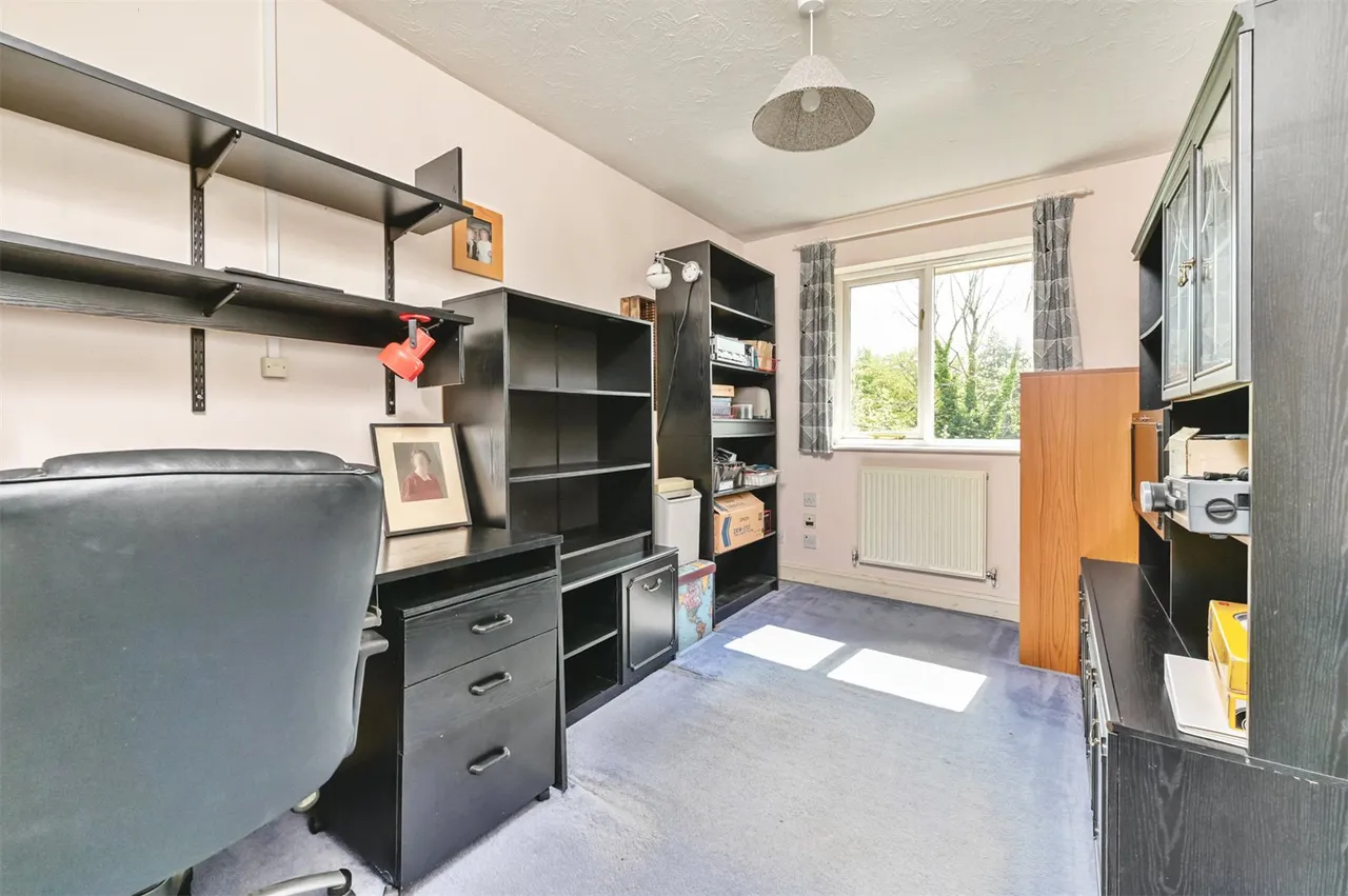 Milton Grange, Ash Vale, Guildford, Surrey, GU12 5DU, photo 13