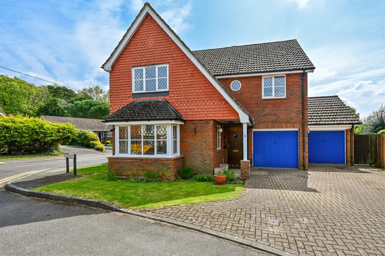 Milton Grange, Ash Vale, Guildford, Surrey, GU12 5DU, photo 16