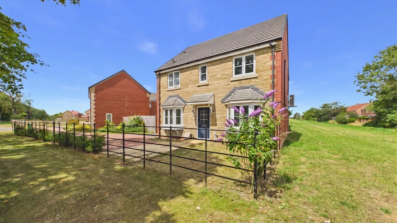 Harrier Way, MARKET DEEPING, PE6, photo 20