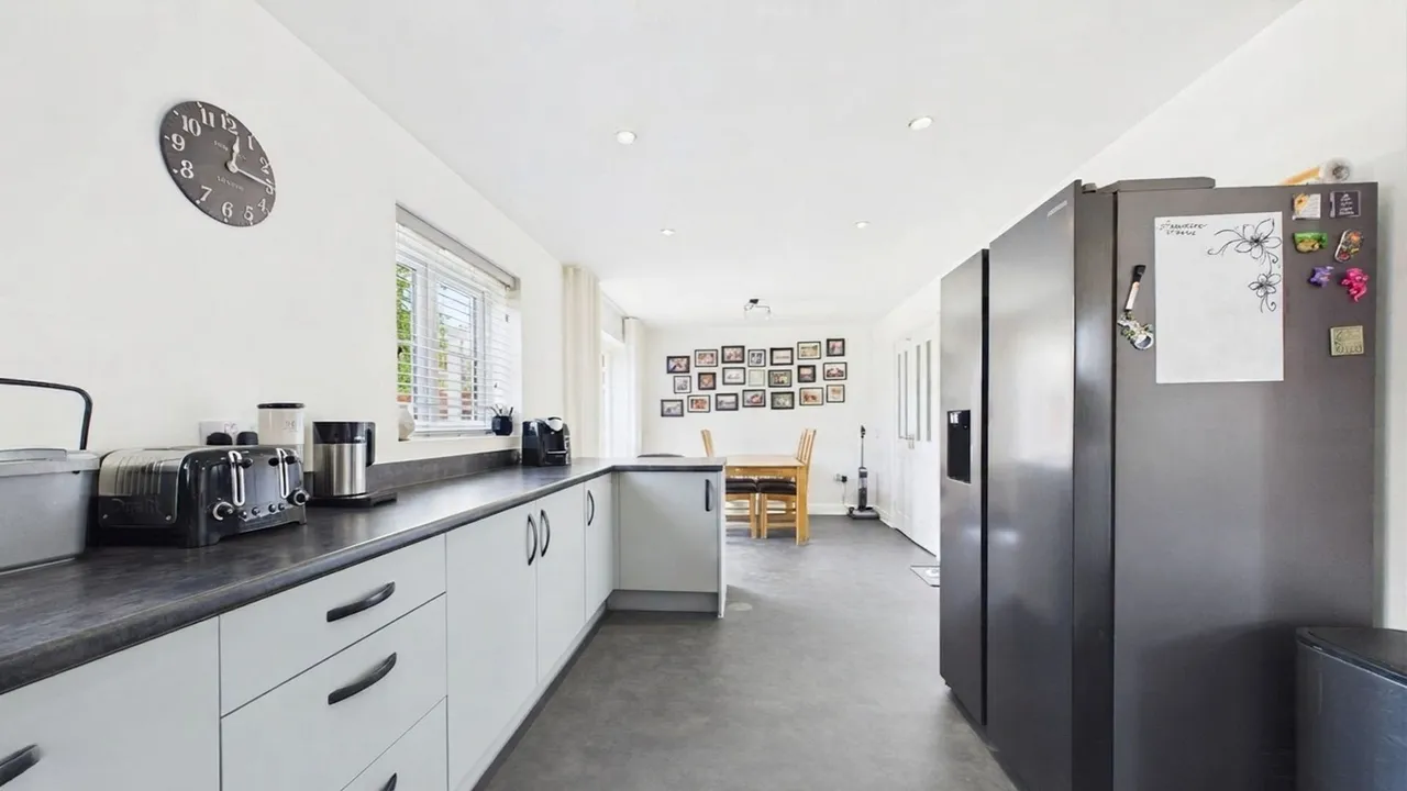 Harrier Way, MARKET DEEPING, PE6, photo 7