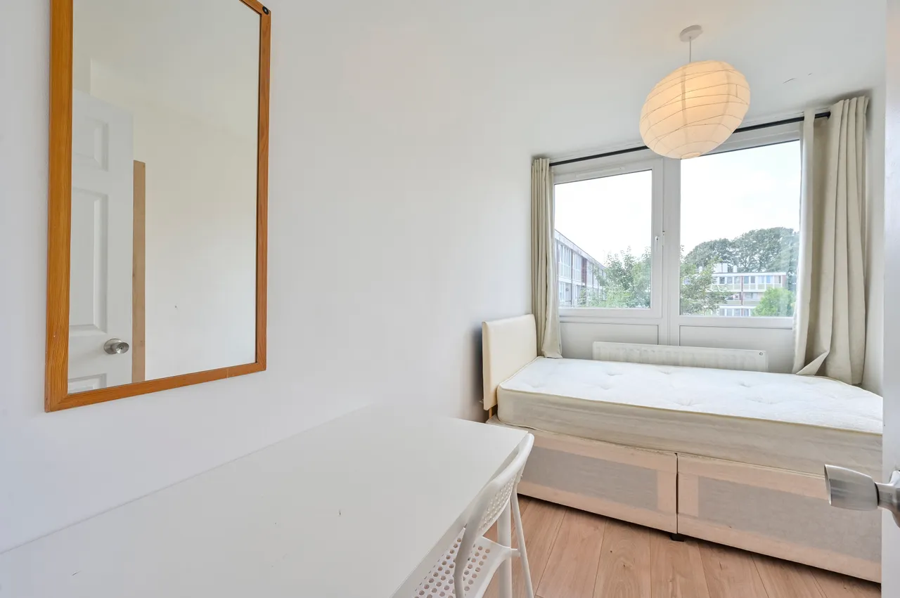 87 Ibsley Gardens, London, photo 4