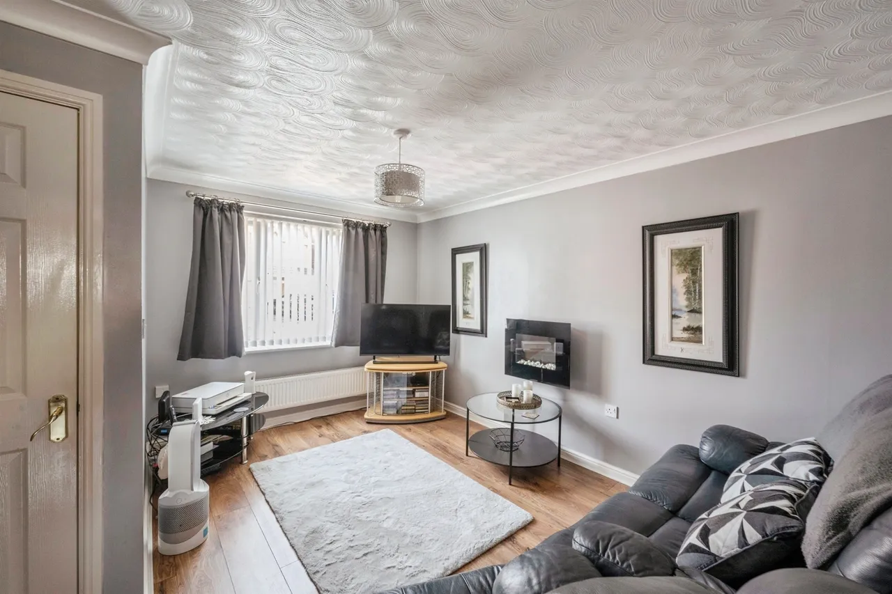 Gloucester Court, Scunthorpe, DN15, photo 4