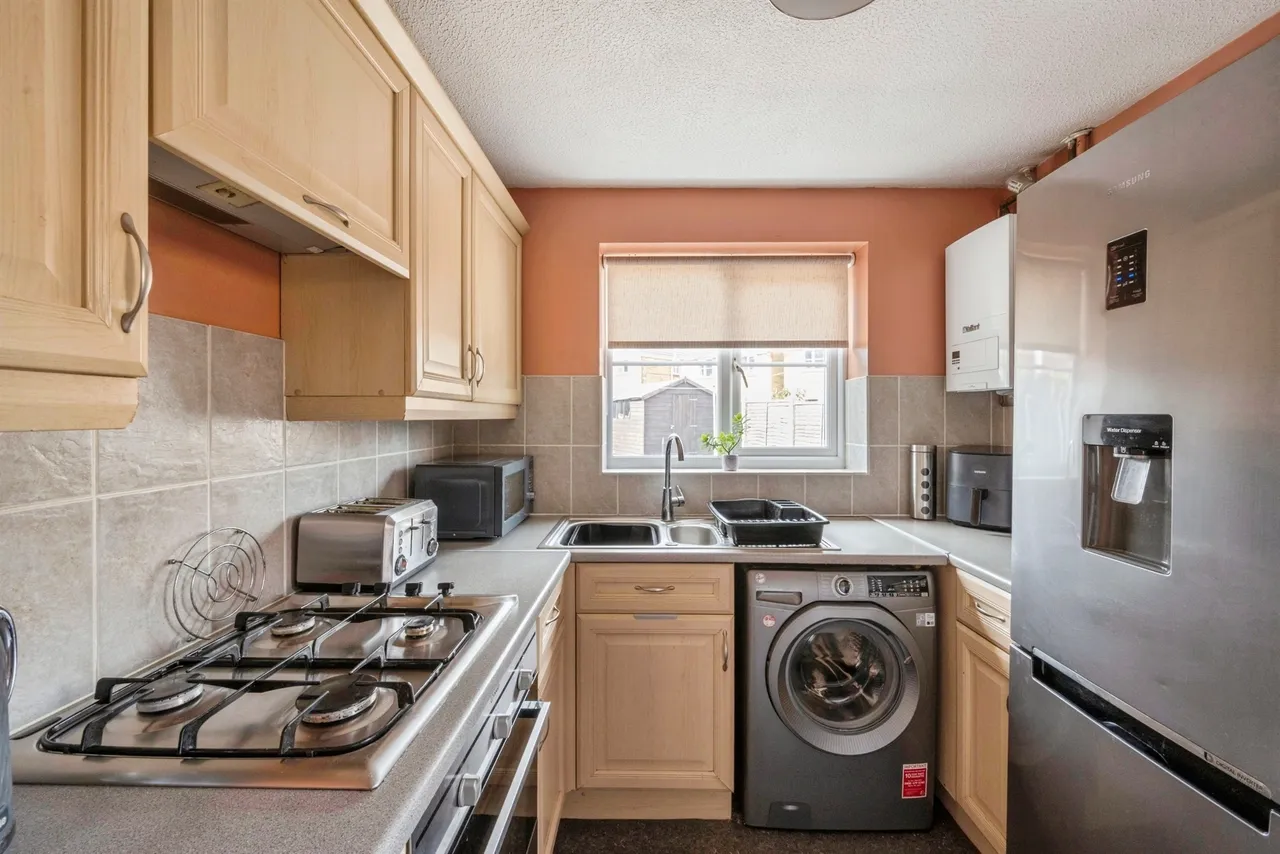 Gloucester Court, Scunthorpe, DN15, photo 6