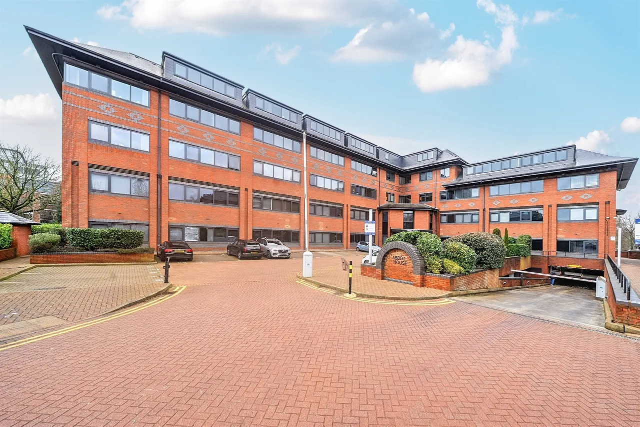 1 bed flat for sale, Everard Close, St. Albans, AL1