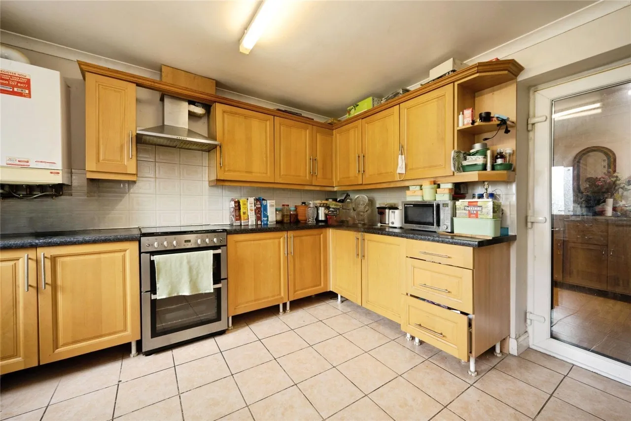 Runley Road, Luton, Bedfordshire, LU1, photo 8