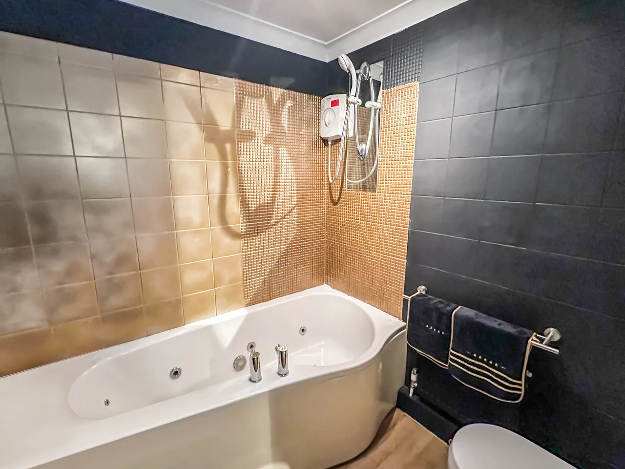 St John's Road, Woking, GU21, photo 11