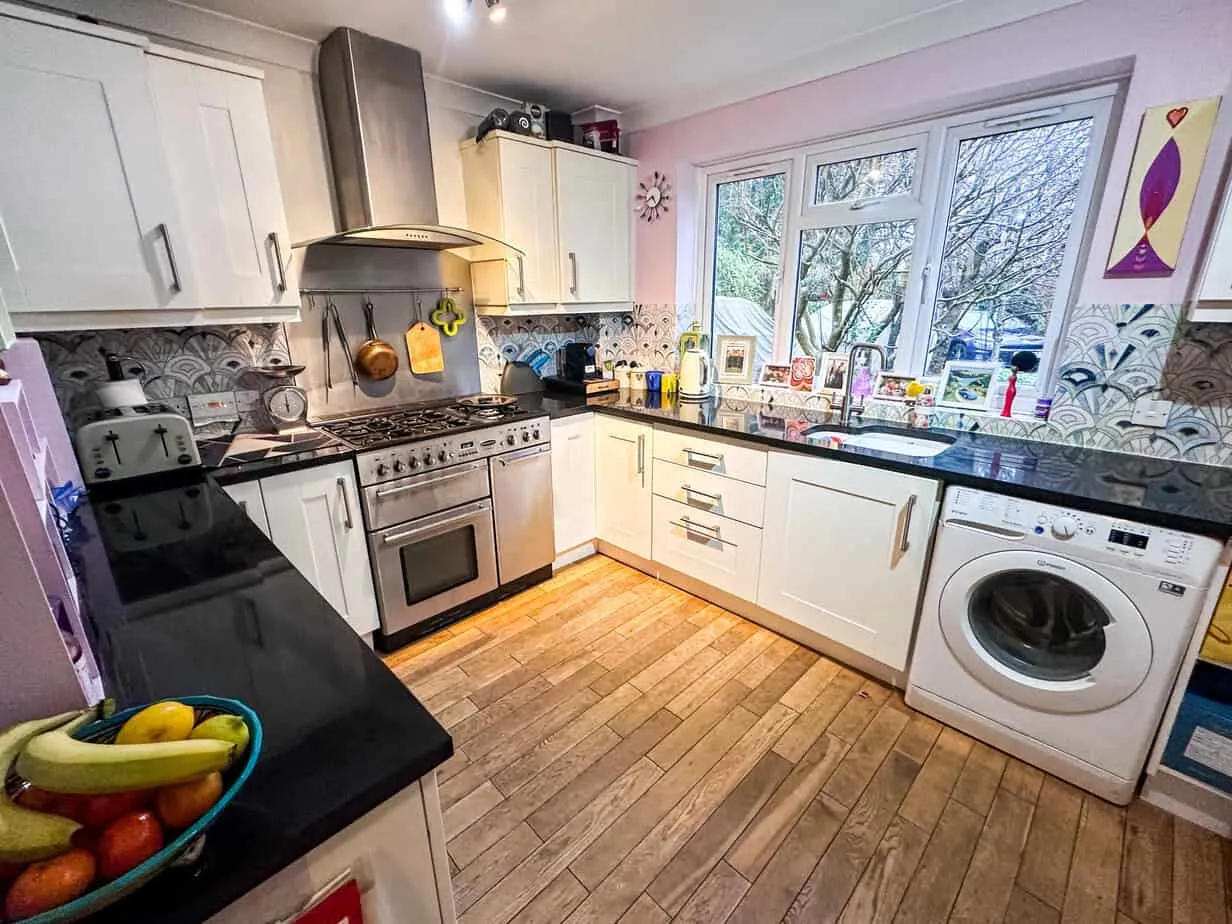 St John's Road, Woking, GU21, photo 7