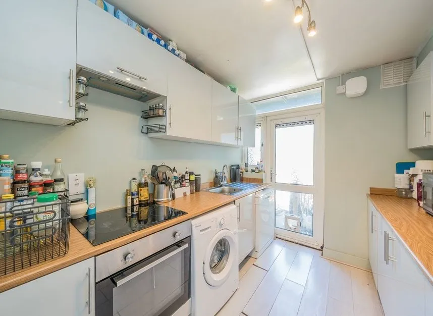 Clarendon Crescent, Twickenham, TW2, photo 3