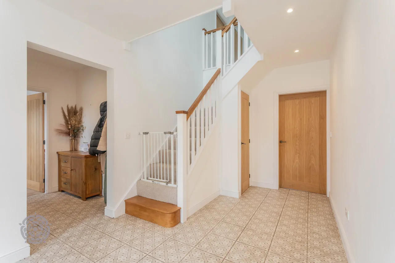 Heath Lane, Croft, Warrington, WA3 7DH, photo 4