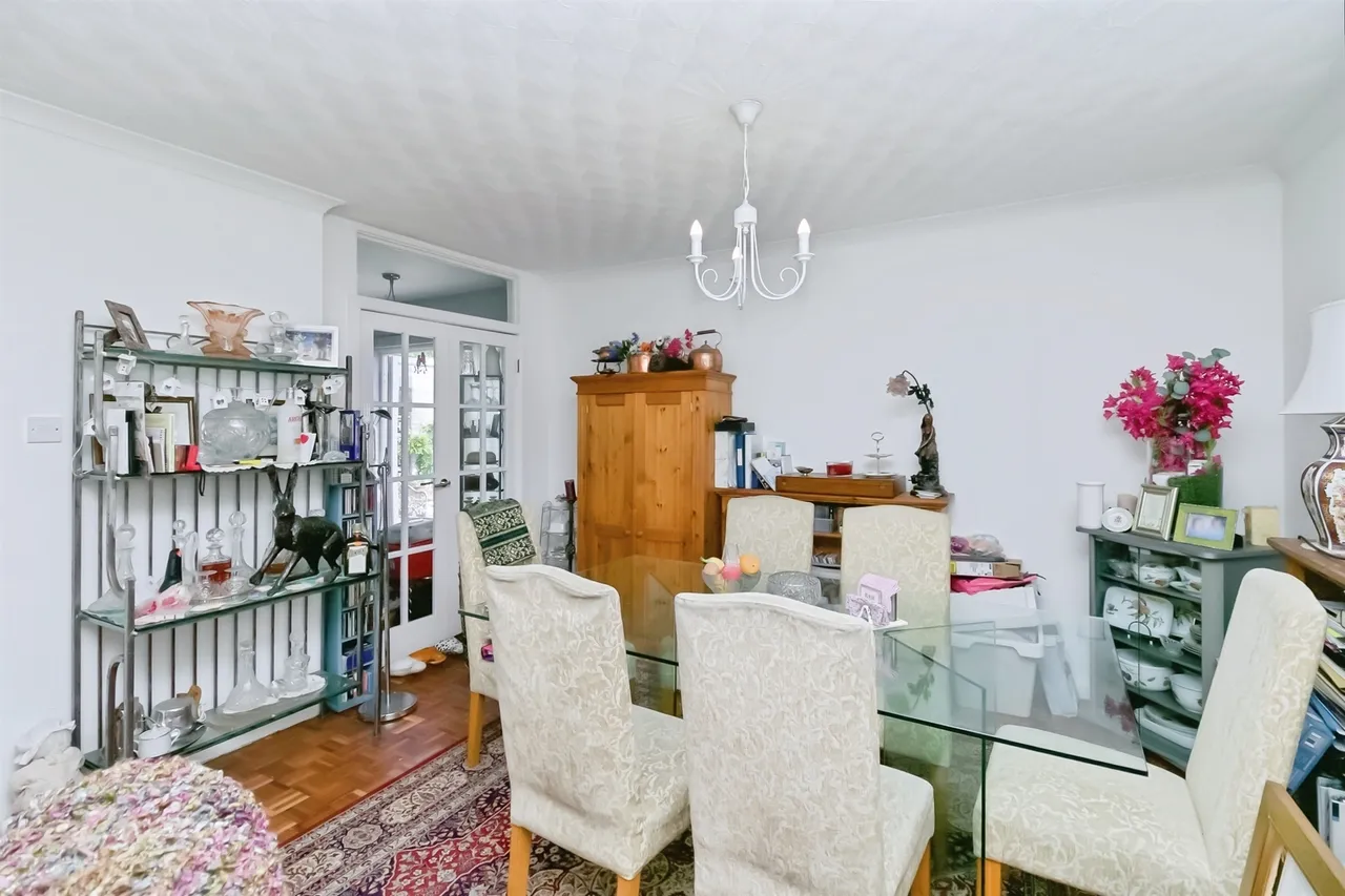 Tathan Crescent, Barry, CF62, photo 5
