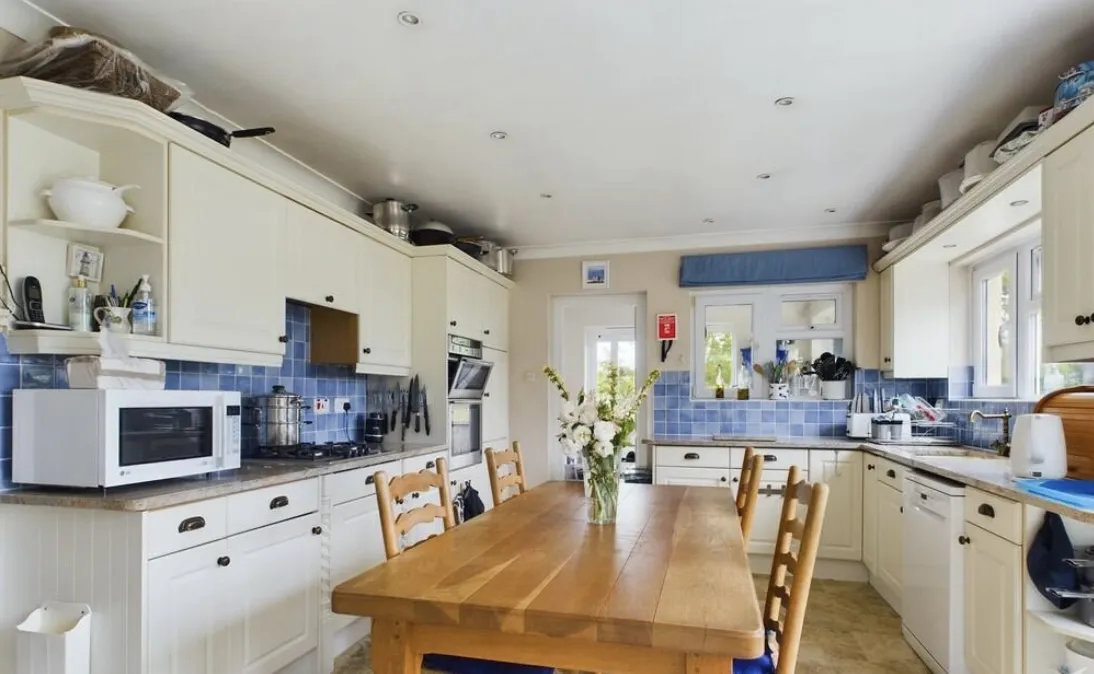 Gay Bowers Road, Danbury, CM3 4JQ, photo 2