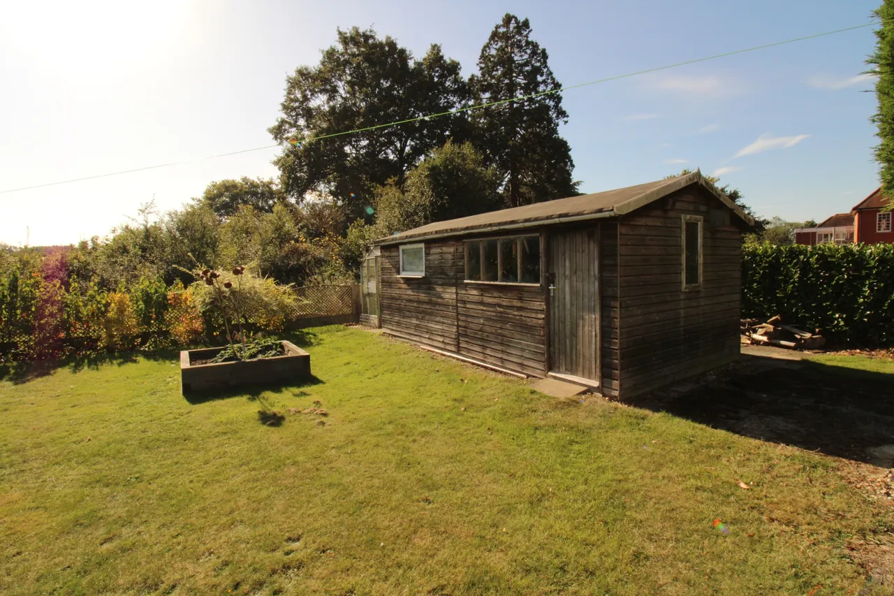 Gay Bowers Road, Danbury, CM3 4JQ, photo 25