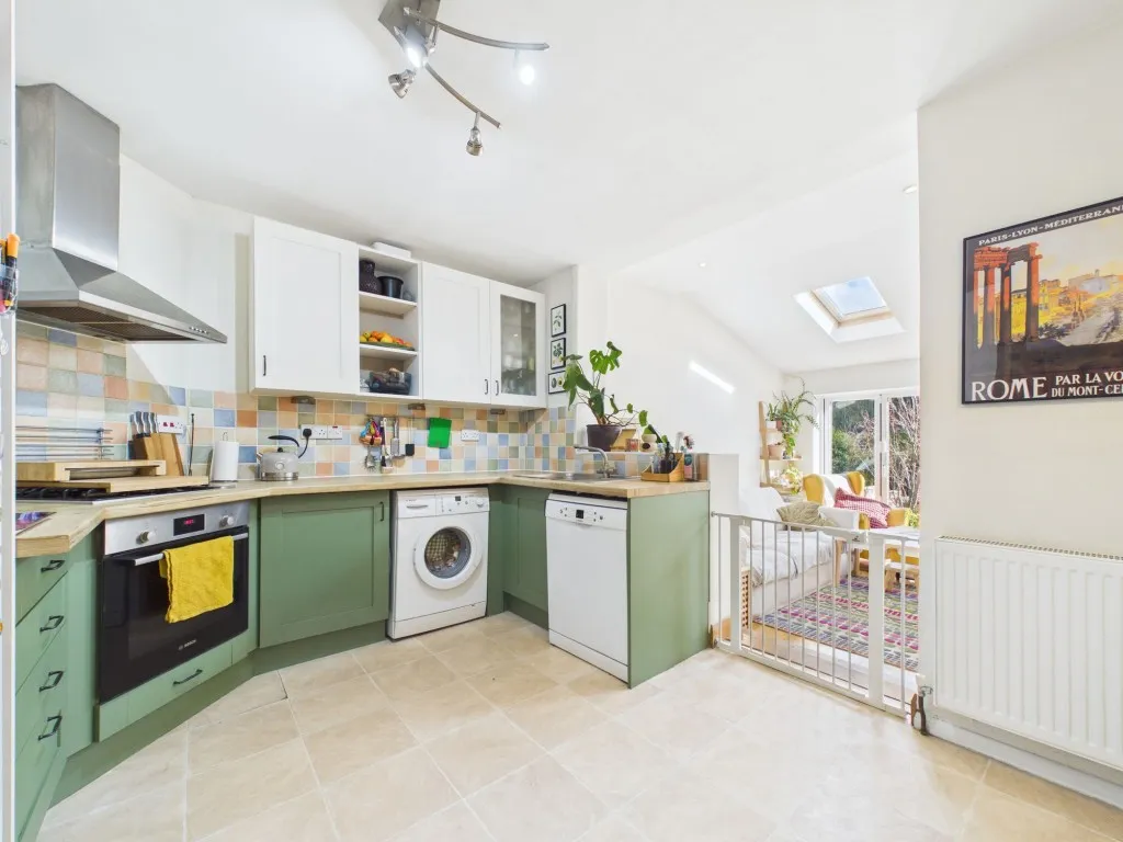 Kentwood Hill, Tilehurst, RG31, photo 4