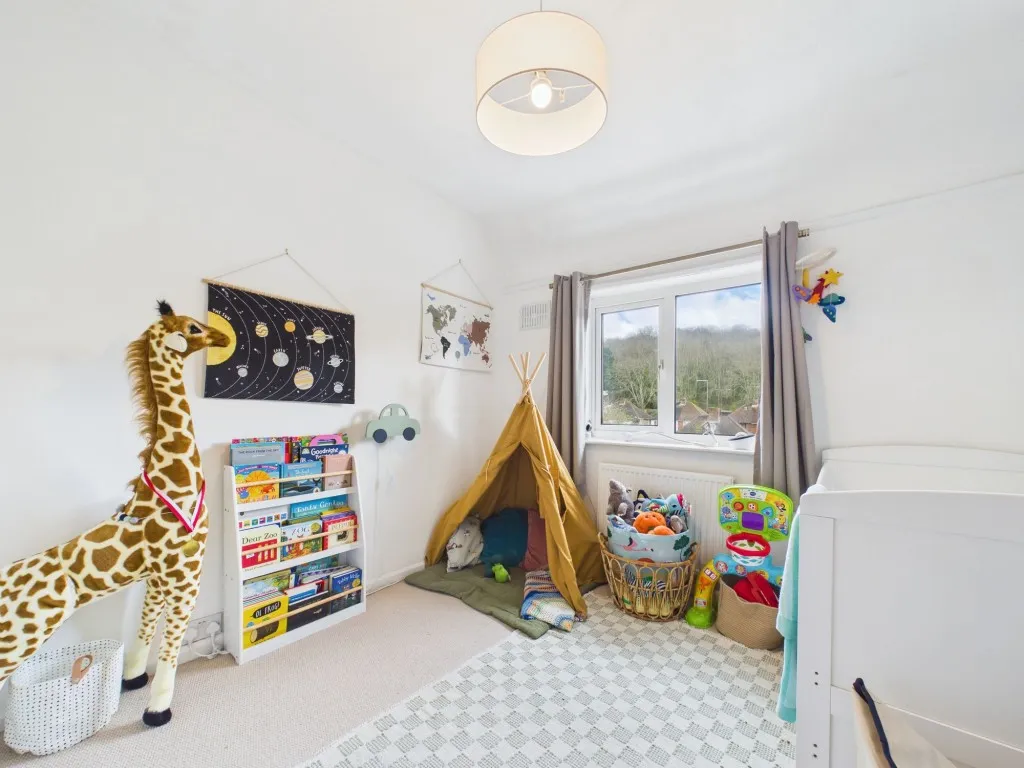 Kentwood Hill, Tilehurst, RG31, photo 13
