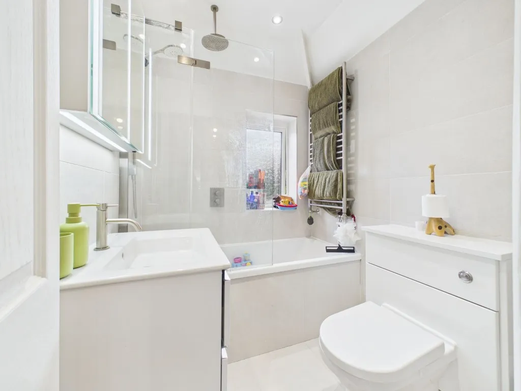 Kentwood Hill, Tilehurst, RG31, photo 14