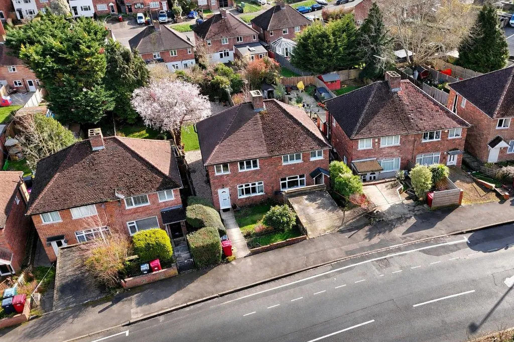 3 bed house for sale, Kentwood Hill, Tilehurst, RG31