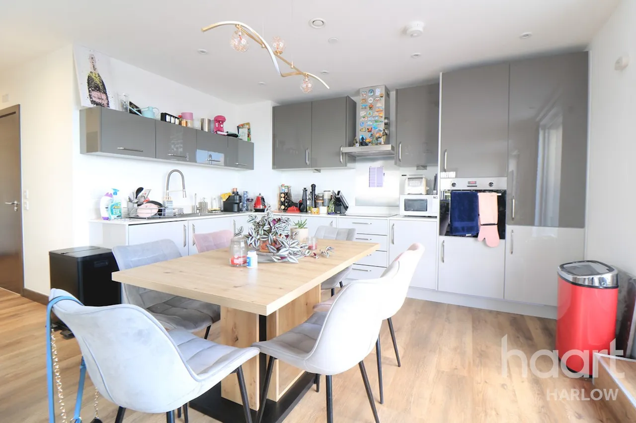 Godfrey House, CM20, photo 5