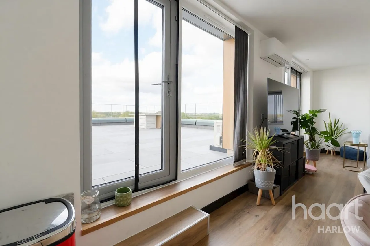 Godfrey House, CM20, photo 7