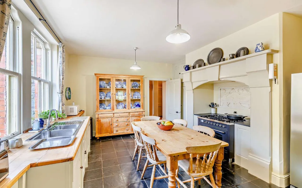 Llanfair Caereinion, Welshpool, SY21, photo 11