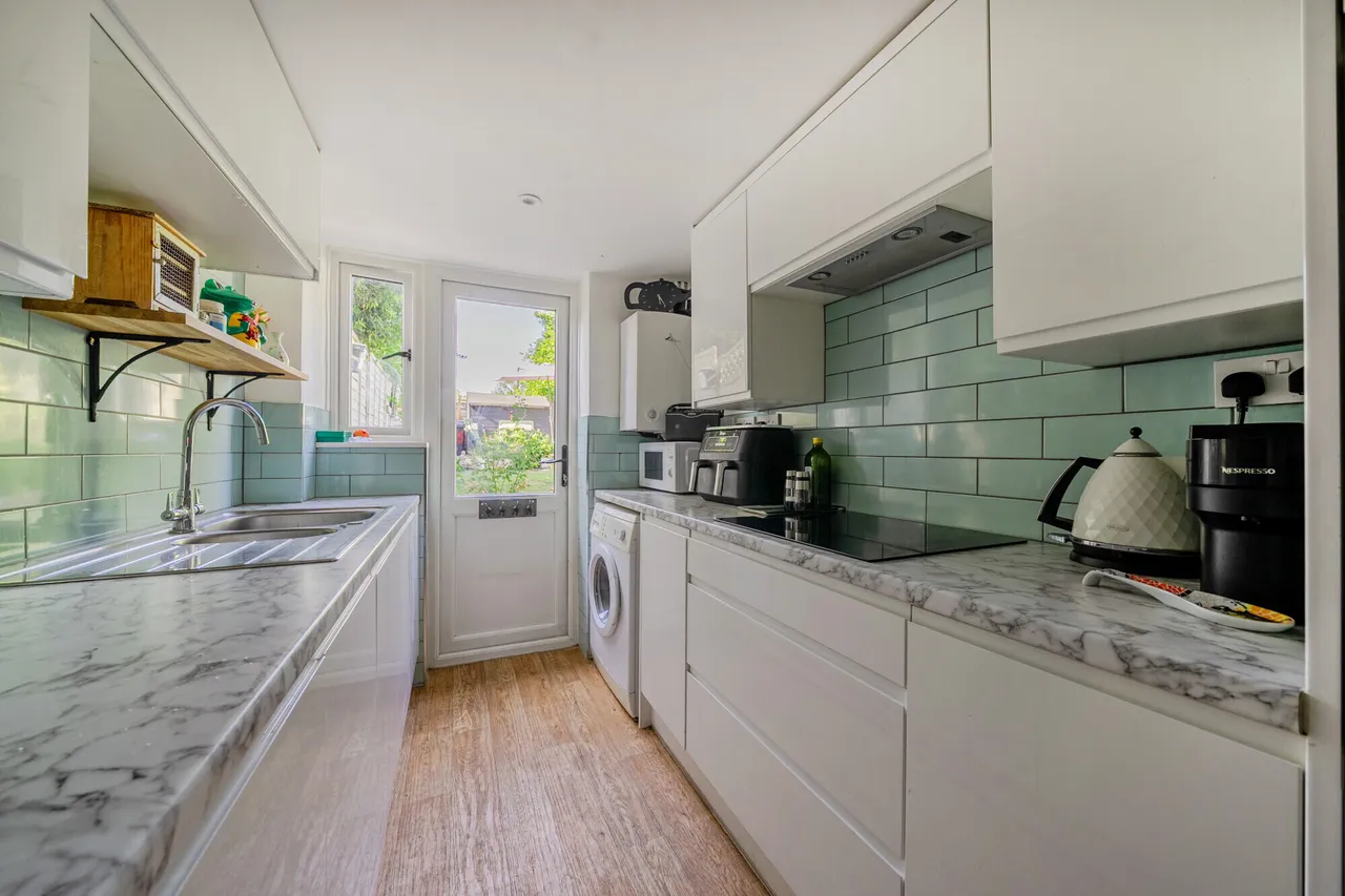 Chapel Street, Thatcham, RG18, photo 4