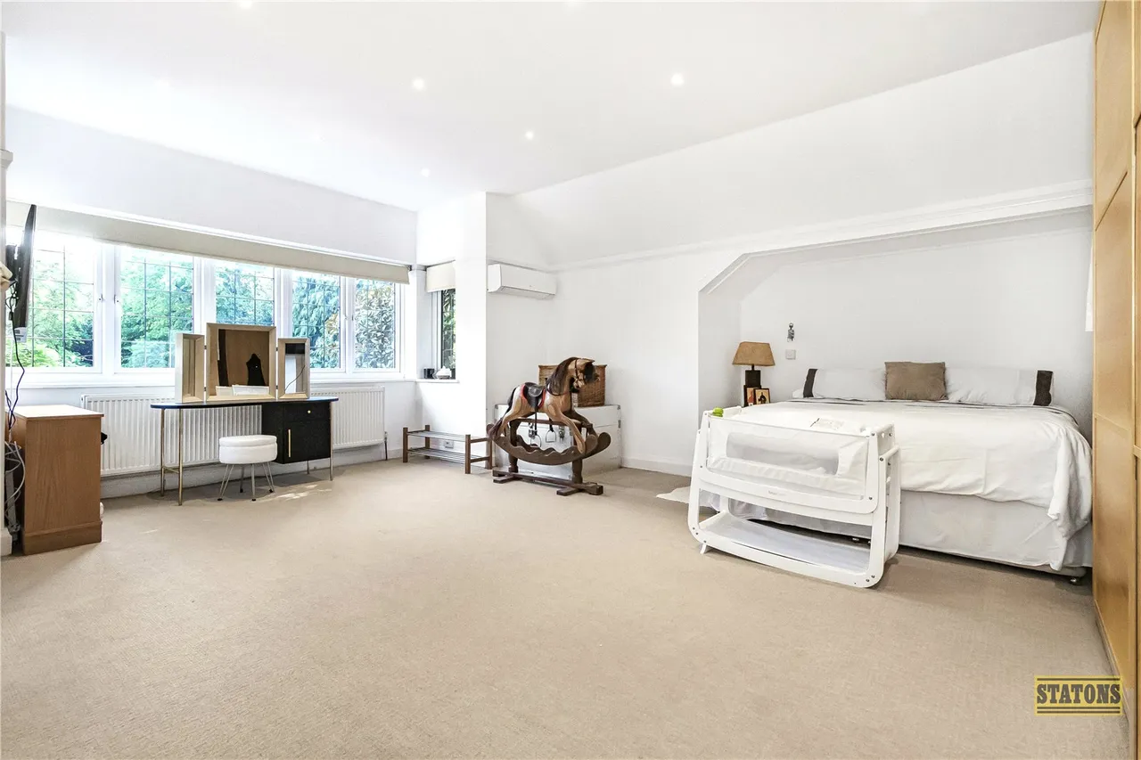 Camlet Way, Hadley Common, EN4 0NJ, photo 16