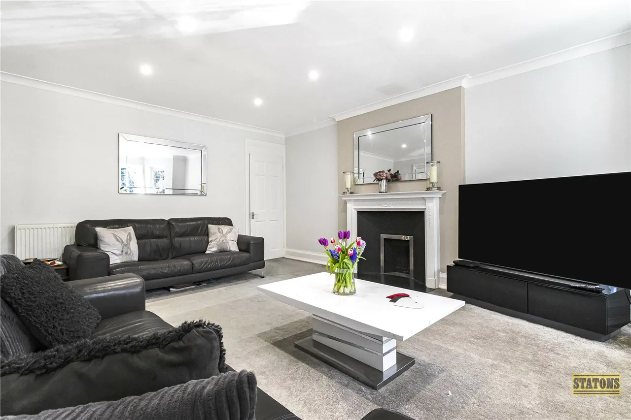 Camlet Way, Hadley Common, EN4 0NJ, photo 10