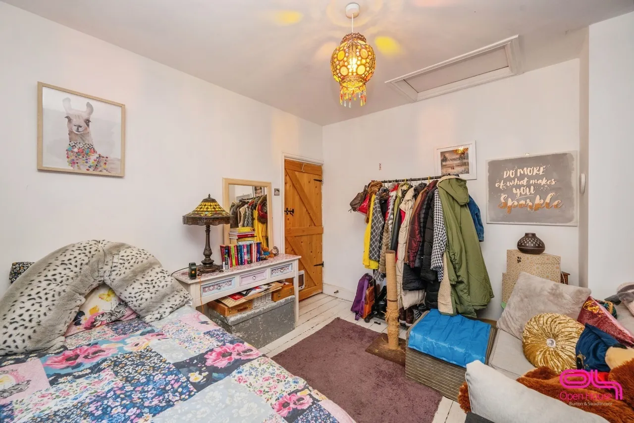 Tamworth Road, Amington, Tamworth, Staffordshire, B77, photo 13