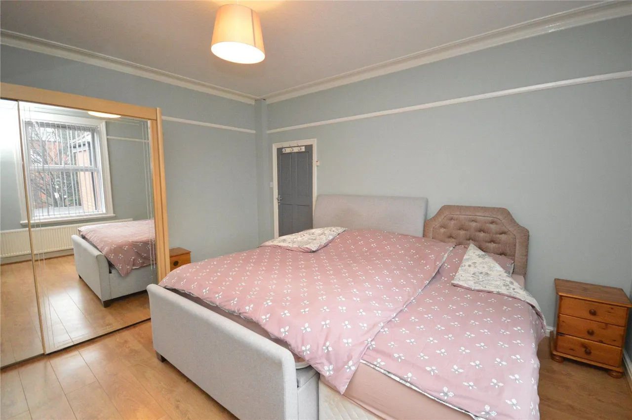 Cross Flatts Grove, Leeds, LS11, photo 7
