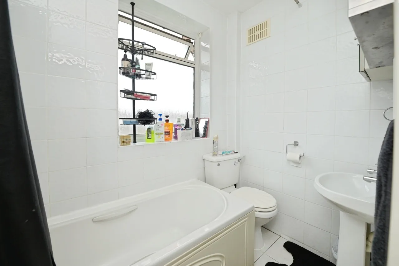 Blithdale Road, London, SE2, photo 22