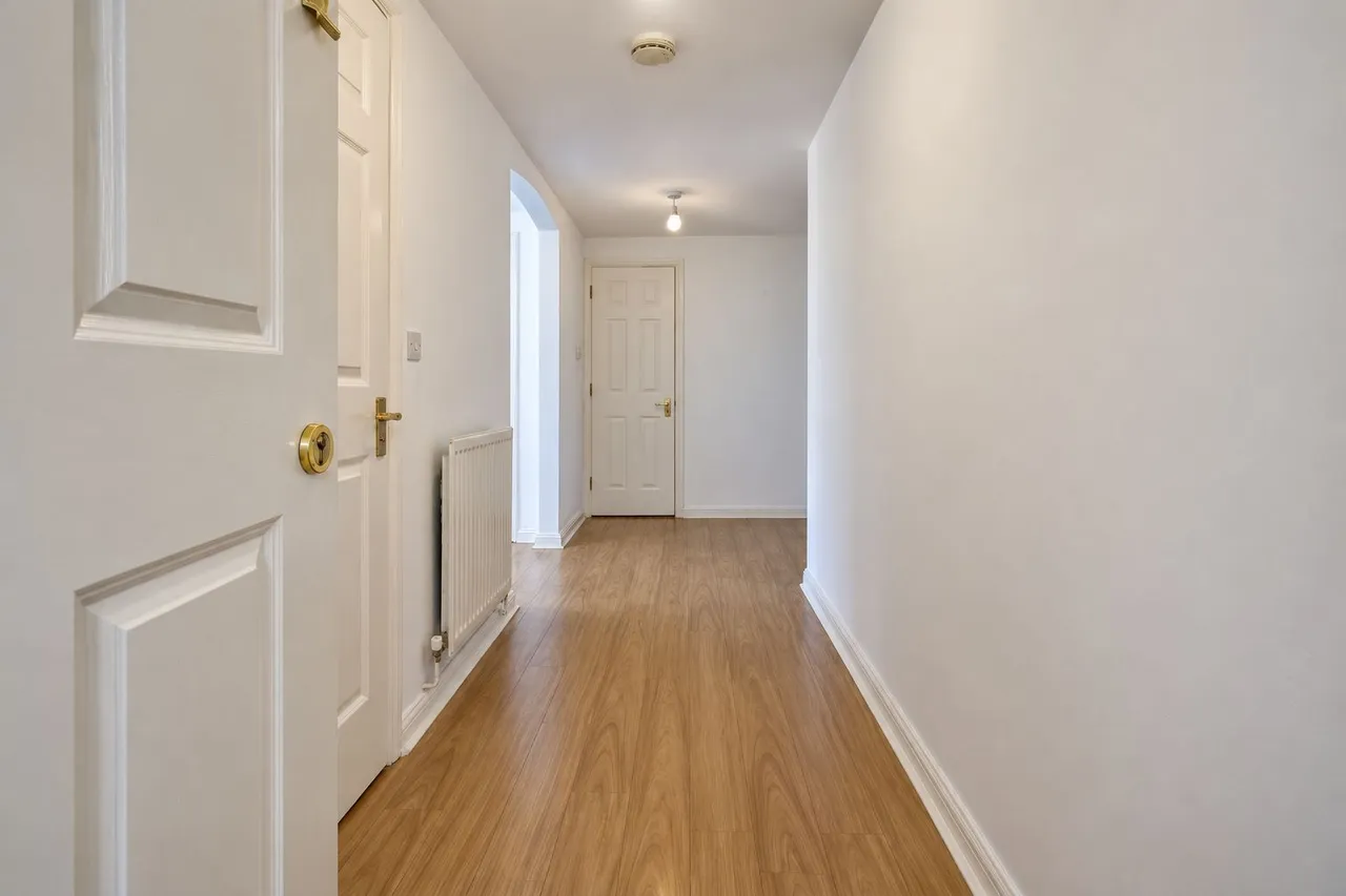Millpond Place, Carshalton, photo 3