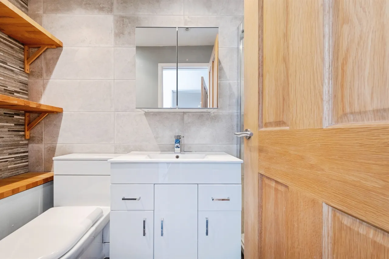 Byron Drive, Newport Pagnell, MK16, photo 8