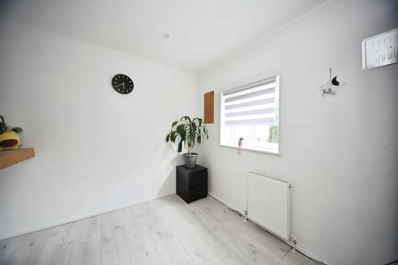 Beechwood Court, Dunstable, LU6, photo 11