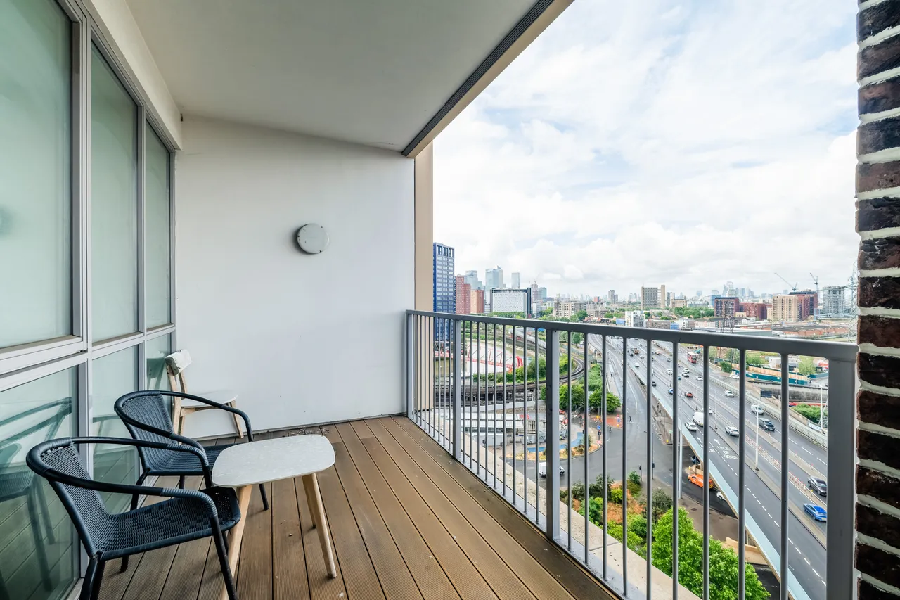 Terry Spinks Place, London, E16, photo 7