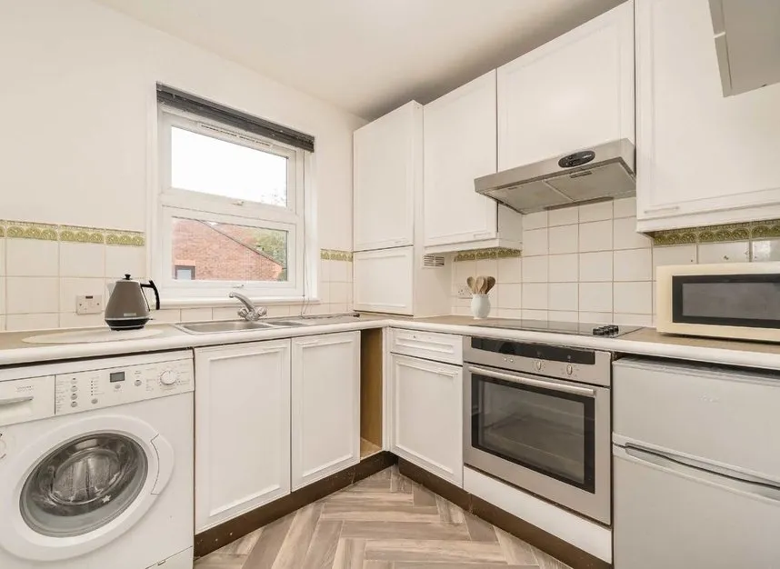 Holley Road, Acton, W3, photo 3