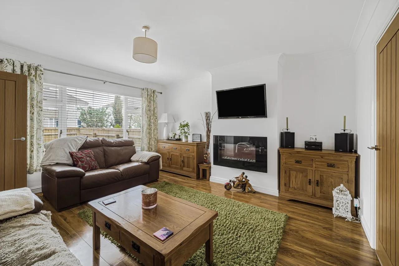 Glenwood Close, Coychurch, CF35, photo 10