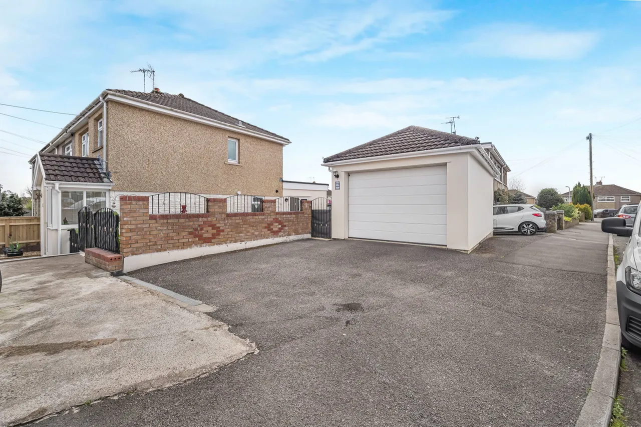 Glenwood Close, Coychurch, CF35, photo 22