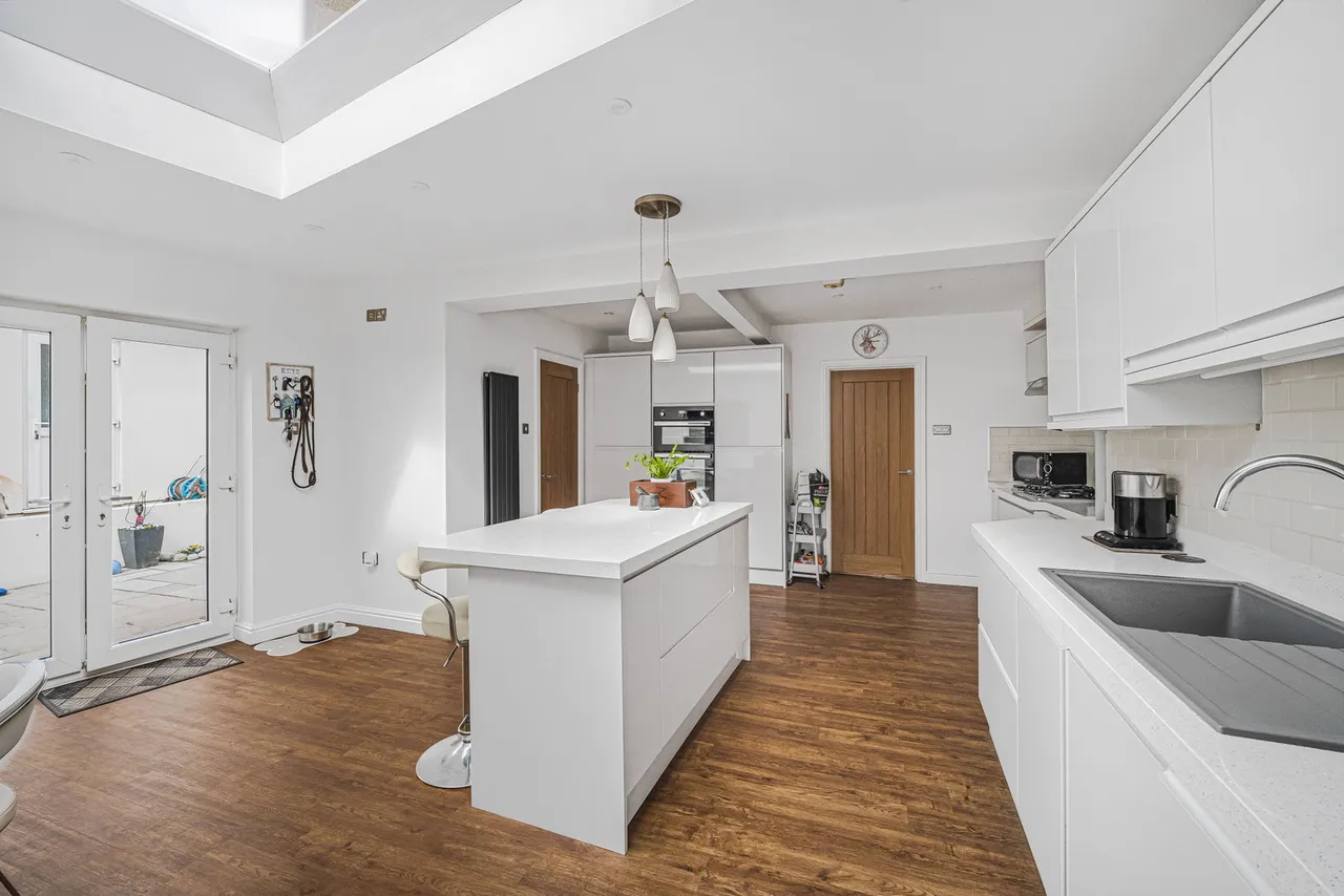 Glenwood Close, Coychurch, CF35, photo 6