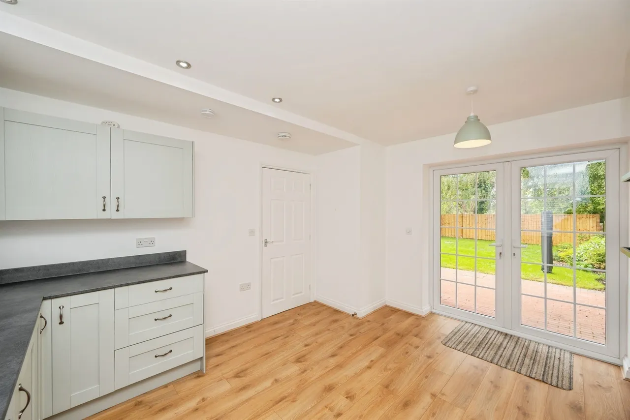 Uttoxeter Road, Amerton, ST18, photo 6