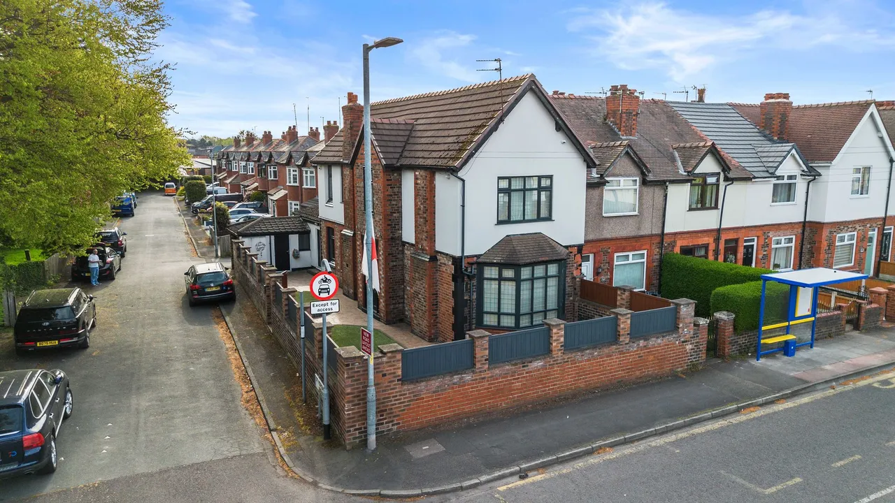 3 bed house for sale — Hallfields Road, Warrington, Warrington, WA2 8DS