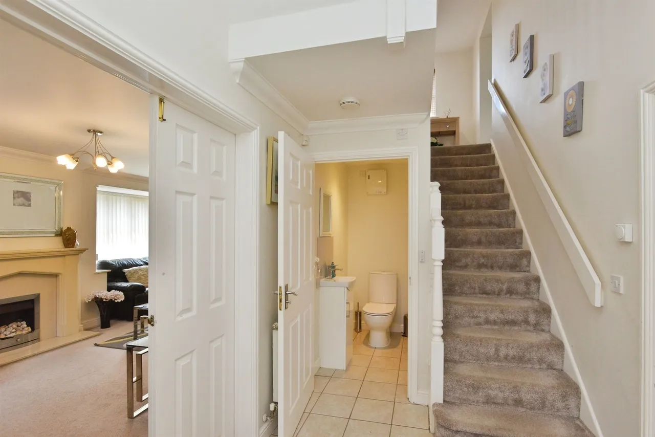 Stonebridge Grove, Monkston Park, Milton Keynes, photo 4